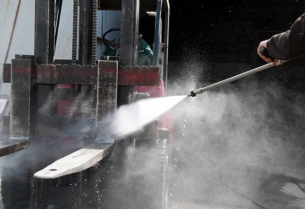 Best Building Exterior Pressure Washing in Walton Hills, OH